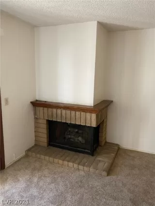 Photo #6: 2331773 Listing