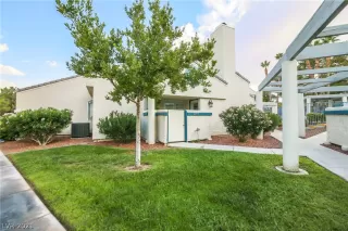 Photo #1: 2331779 Listing