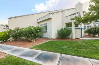 Photo #2: 2331779 Listing