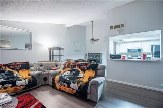 Photo #3: 2331787 Listing