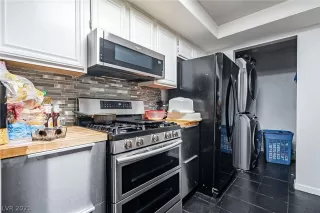 Photo #6: 2331787 Listing