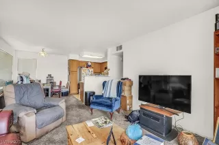 Photo #6: 2331788 Listing