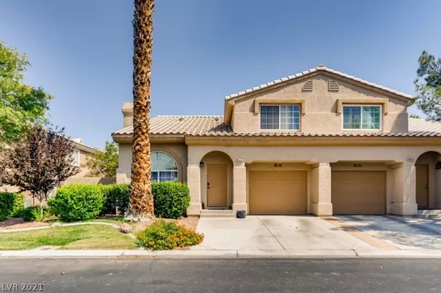 MLS: 2331795 Condo For Sale