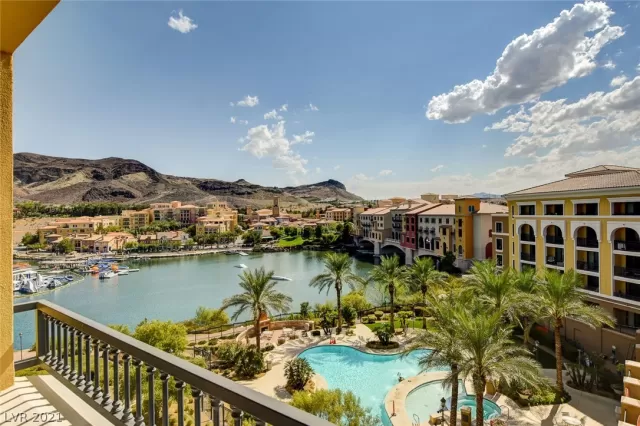 MLS: 2331801 Condo For Sale