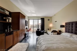 Photo #6: 2331801 Listing 