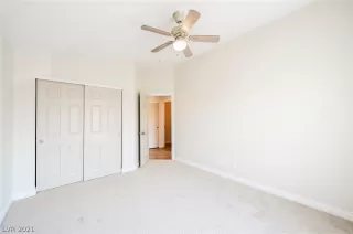 Photo #2: 2331809 Listing