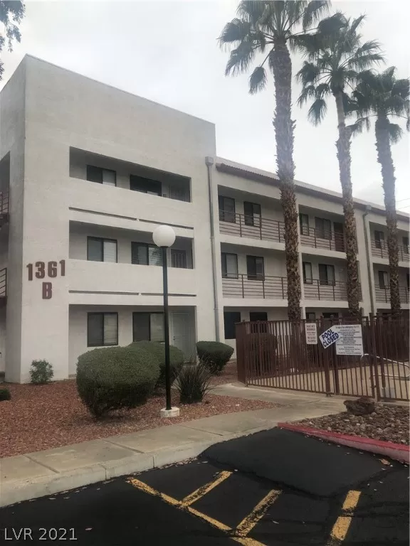 MLS: 2331828 Condo For Sale