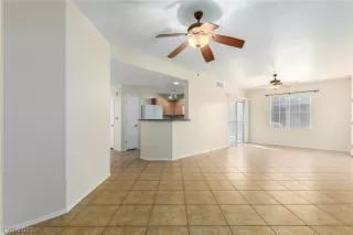 Photo #5: 2331831 Listing 