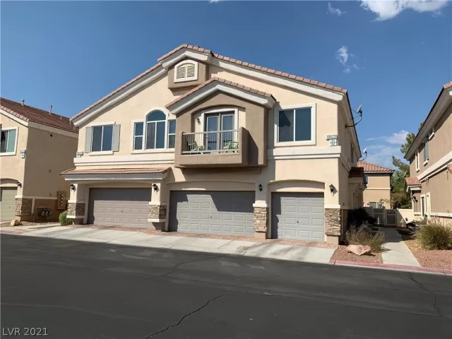 MLS: 2331840 Condo For Sale