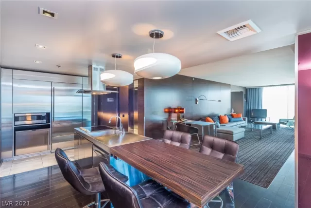 MLS: 2331882 Condo For Sale