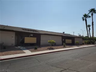 Photo #1: 2331908 Listing 