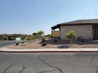 Photo #2: 2331908 Listing 