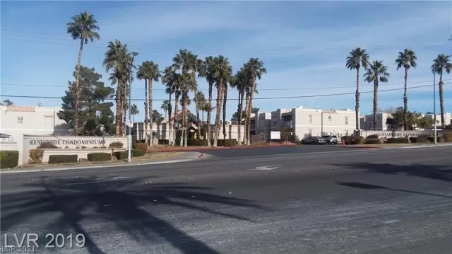 MLS: 2331957 Condo For Sale