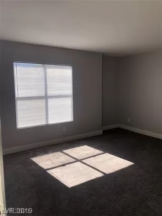 Photo #2: 2331957 Listing