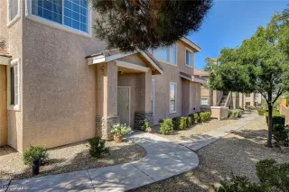 Photo #1: 2331983 Listing 