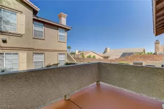 Photo #2: 2331983 Listing 