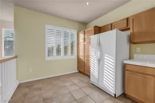 Photo #3: 2332069 Listing 