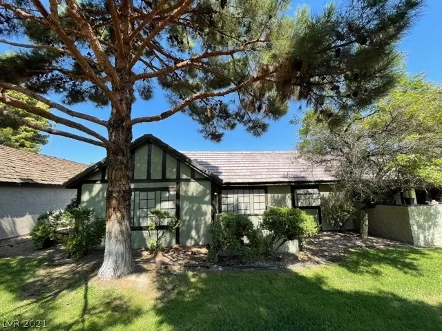 MLS: 2332079 Condo For Sale