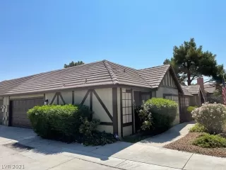 Photo #4: 2332079 Listing