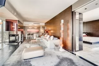 Photo #4: 2332083 Listing 