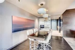 Photo #6: 2332083 Listing 
