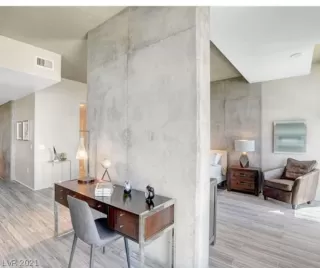 Photo #5: 2332103 Listing 