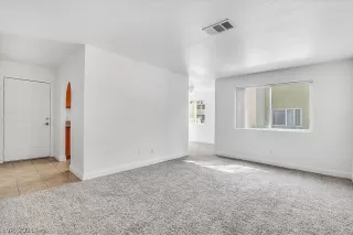 Photo #1: 2332121 Listing