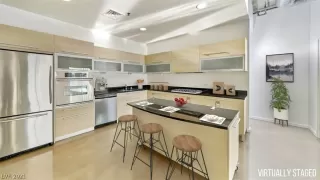 Photo #4: 2332130 Listing 