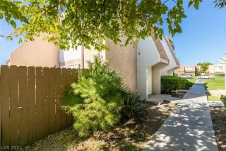 Photo #1: 2332225 Listing