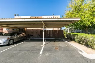 Photo #2: 2332225 Listing