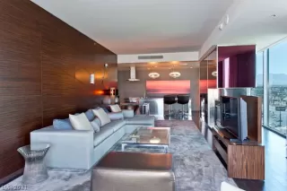 Photo #2: 2332246 Listing