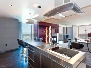 Photo #4: 2332246 Listing