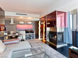 Photo #5: 2332246 Listing