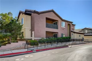 Photo #2: 2332277 Listing 