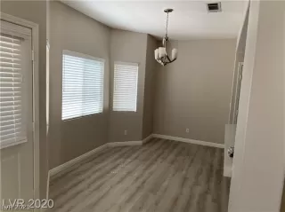 Photo #2: 2332300 Listing 