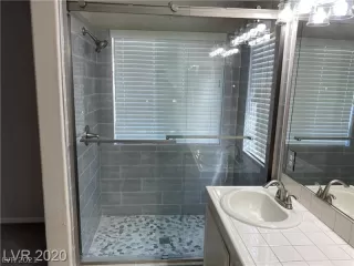 Photo #3: 2332300 Listing 