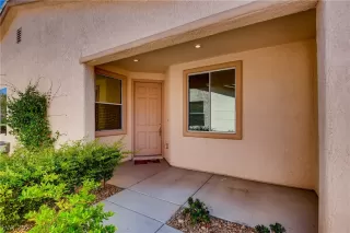 Photo #2: 2332319 Listing