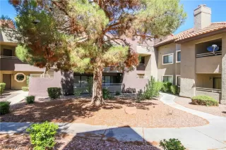 Photo #2: 2332321 Listing