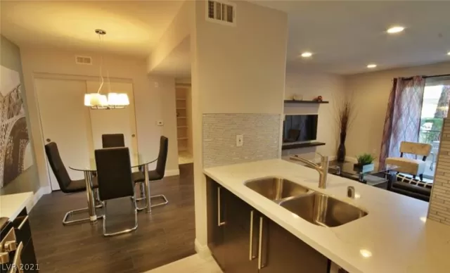 MLS: 2332388 Condo For Sale