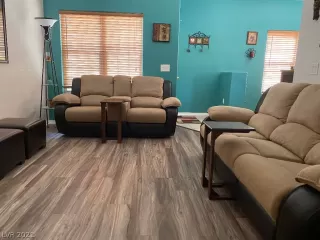 Photo #1: 2332432 Listing