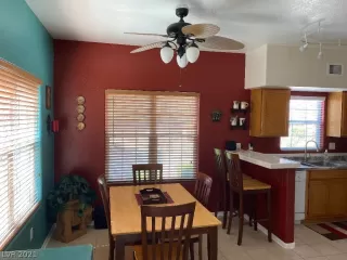 Photo #3: 2332432 Listing