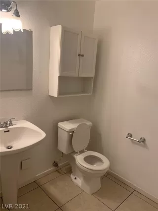 Photo #5: 2332456 Listing 