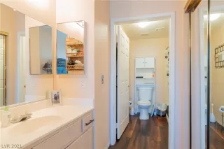 Photo #4: 2332471 Listing