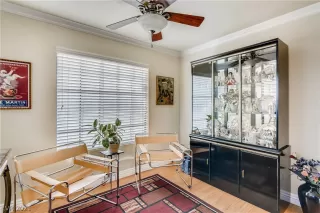 Photo #4: 2332482 Listing