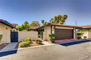 Photo #1: 2332495 Listing