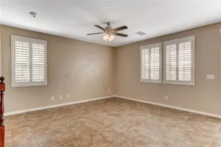 Photo #3: 2332505 Listing 