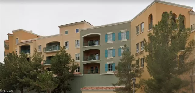 MLS: 2332513 Condo For Sale