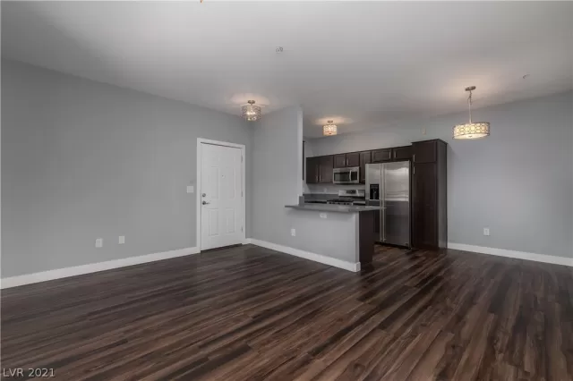 MLS: 2332524 Condo For Sale