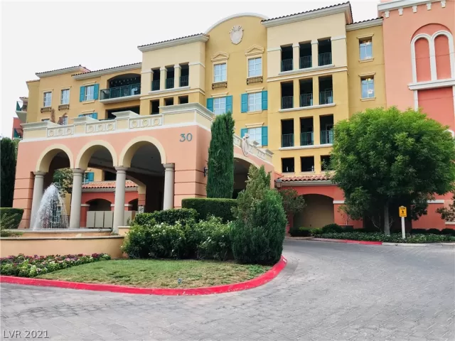 MLS: 2332525 Condo For Sale