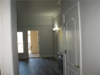 Photo #5: 2332525 Listing